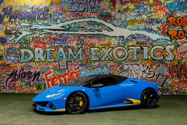 Blue Lamborghini Huracán EVO Spyder convertible rental in Los Angeles from Dream Exotics.