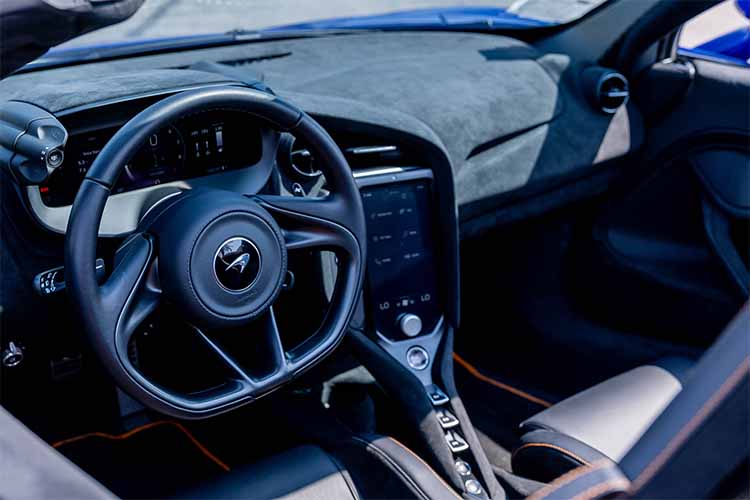 McLaren 750s Spider