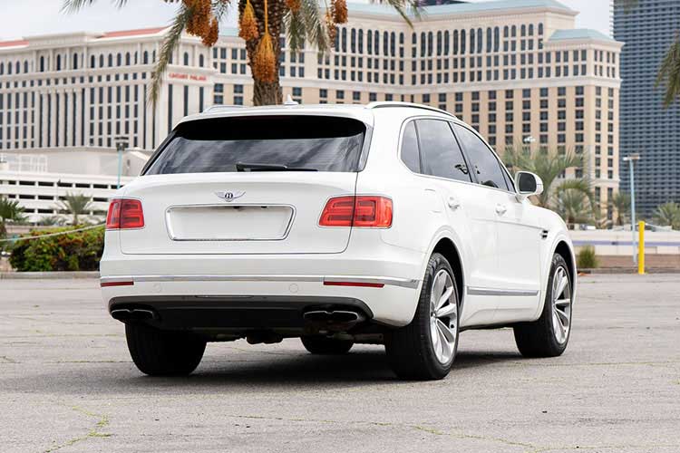 Bentley Bentayga V12, White