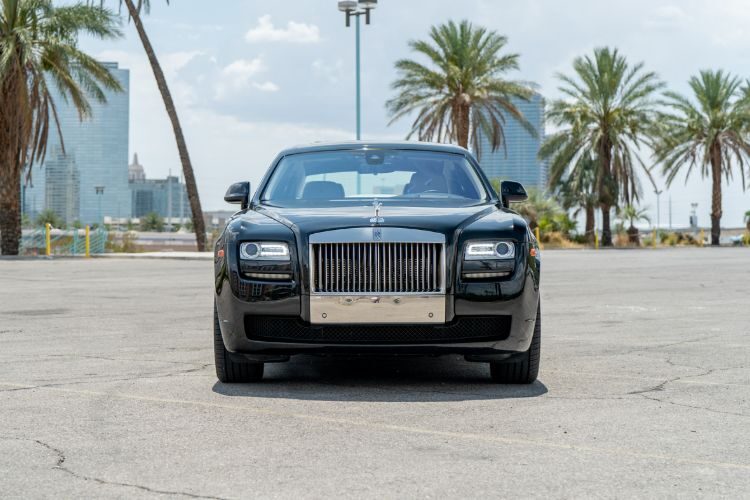 Rolls-Royce Ghost - Black