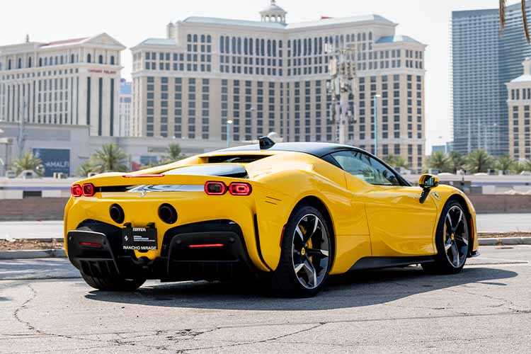 Ferrari SF90 Stradale