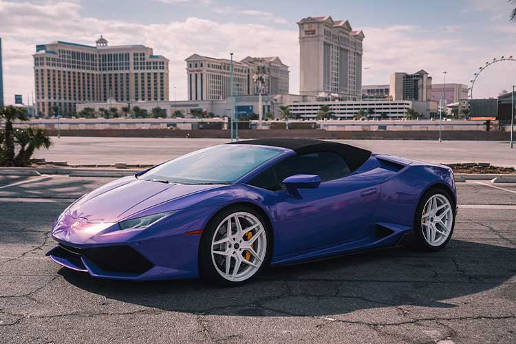 Lamborghini Huracán Spyder (Purple)