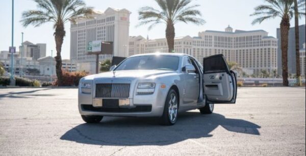 Silver Rolls-Royce on Las Vegas strip.