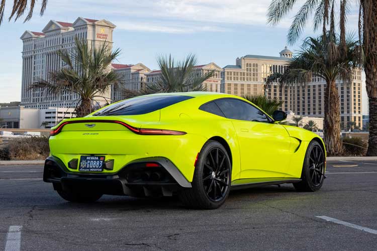 Aston Martin Vantage, Yellow